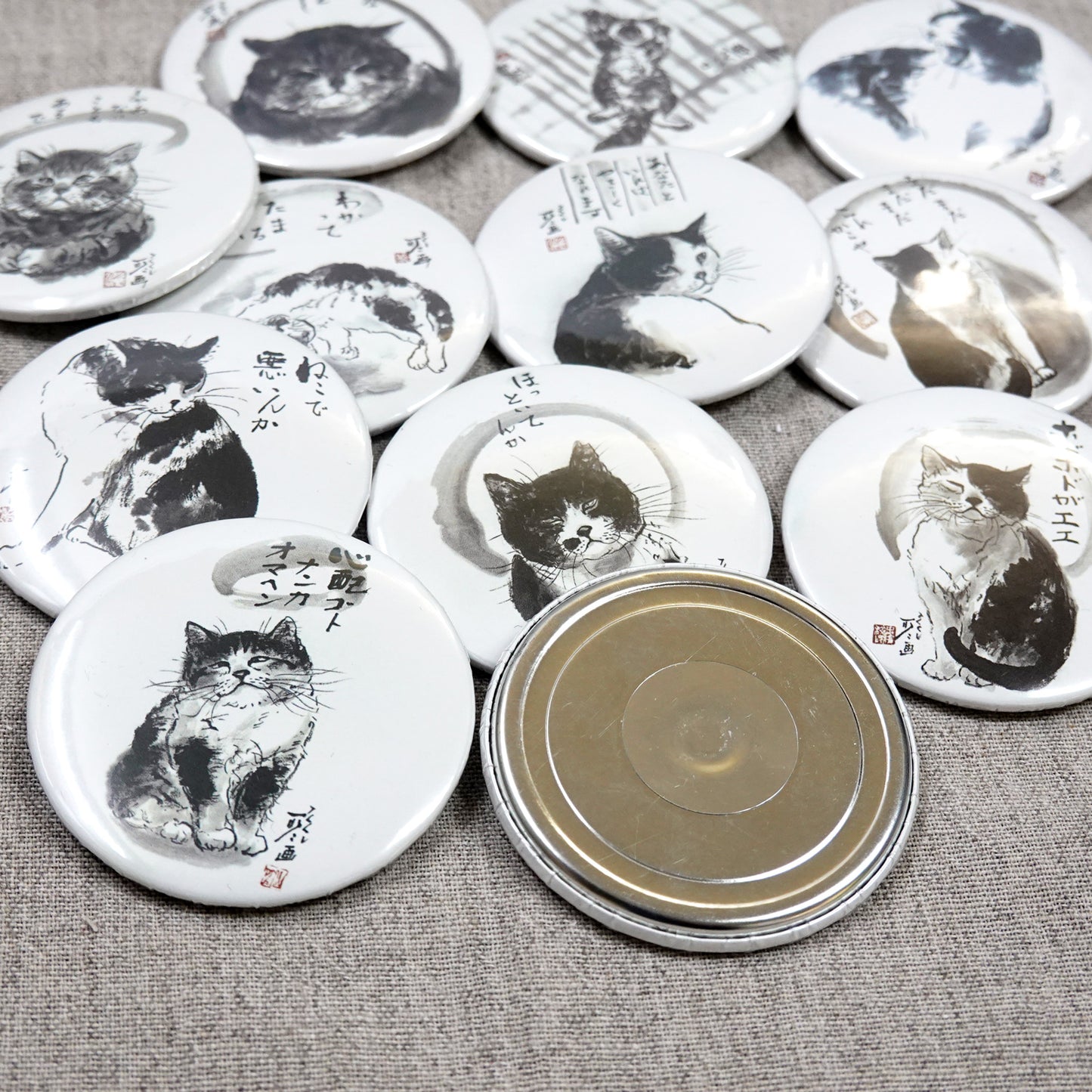 メッセージ缶マグネット 中浜稔 猫墨絵作家 56mm スチール アート キッチン小物