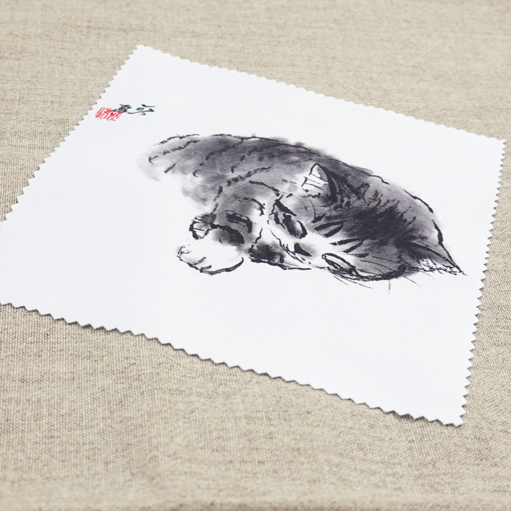 クリーニングクロス 中浜稔「寝すがた右手」メガネ拭き レンズクリーナー 猫墨絵作家 眼鏡用品