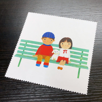 クリーニングクロス 山田和明「ゆきふるひにぼくは_なかよし」150×150mm メガネ拭き レンズクリーナー」絵本作家 水彩画