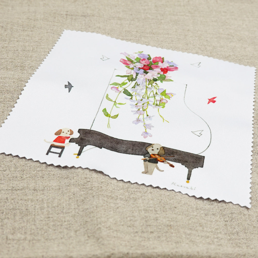 クリーニングクロス 山田和明「ふりそそぐ幸せのとき」150×150mm 絵本作家 動物 楽器